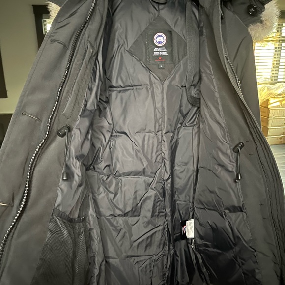 Canada Goose Rossclair Parka - Picture 15 of 16